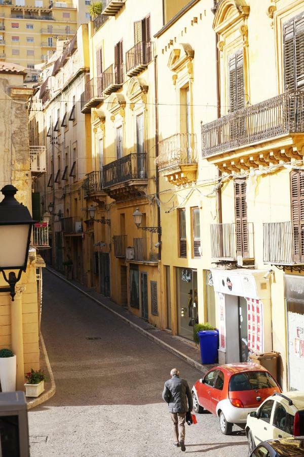 La Terrazza Sul Corso City Center Αγκριτζέντο Εξωτερικό φωτογραφία